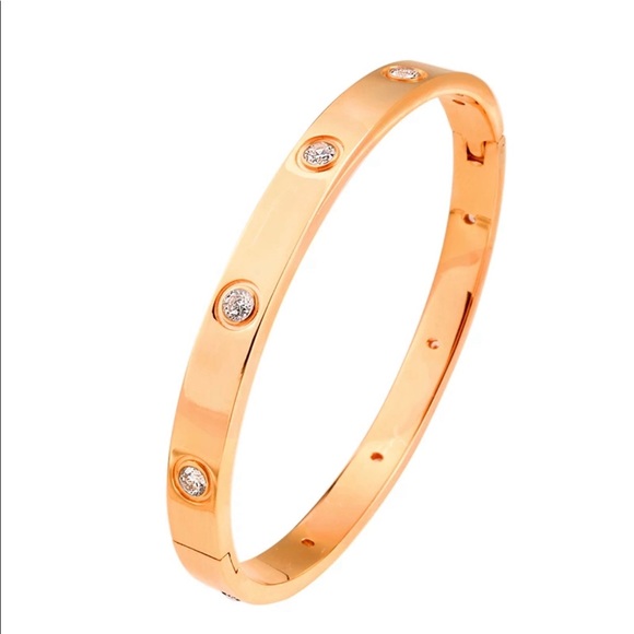 Stainless Steel Hinged Oval Shaped CZ Pave Bangle Friendship Bracelet Size 7 - Picture 3 of 3